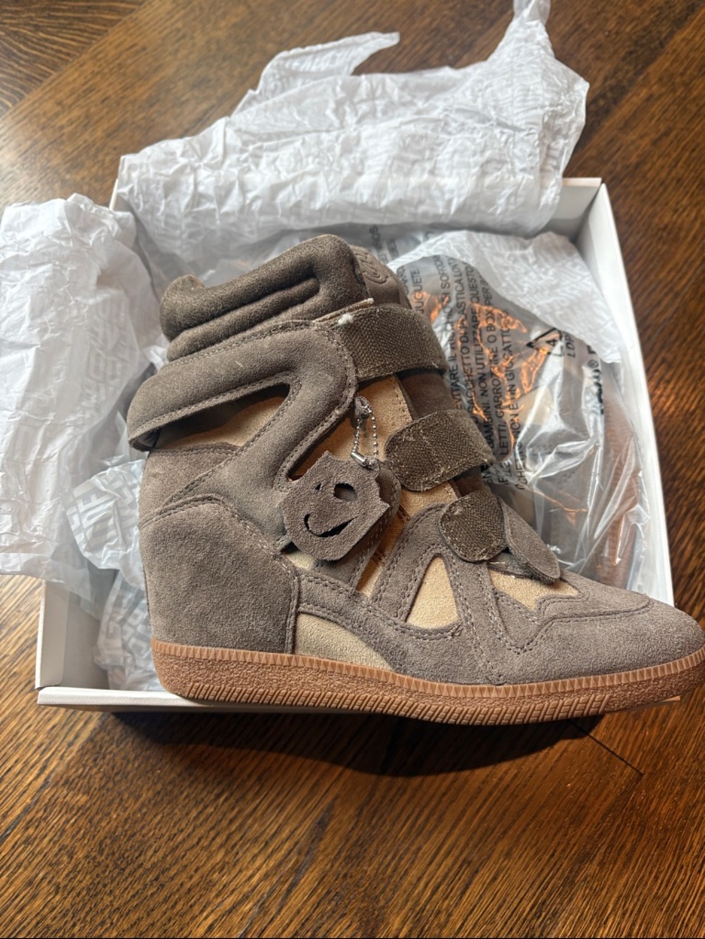 New in box Taupe Steve Madden Mavis, like Isabel Marant 
women’s 6.5